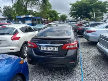 Nissan Sentra