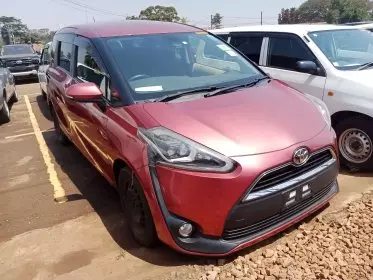 Toyota Sienta