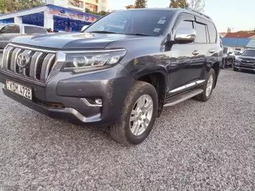 Toyota Land Cruiser Prado VX.L