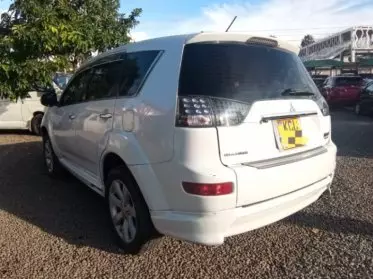 Mitsubishi Outlander hybrid