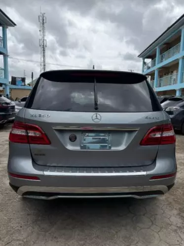 Mercedes-Benz ML 350