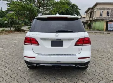 Mercedes-Benz GLE 400