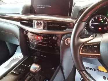 Lexus LX 570
