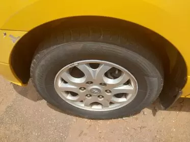 Hyundai H-1 Starex