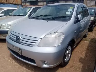 Toyota Raum