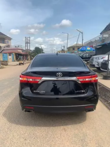 Toyota Avalon
