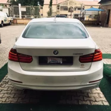 BMW 320i