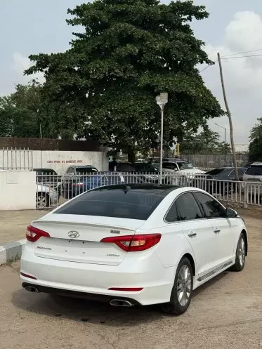 Hyundai SONATA 2,0L BVA / Cuir Luxury