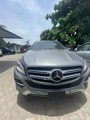 Mercedes-Benz GLE 350