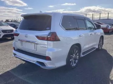 Lexus LX 570