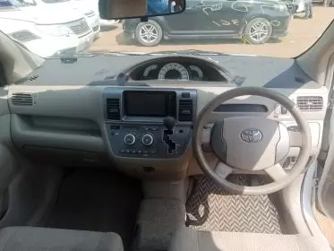 Toyota Raum
