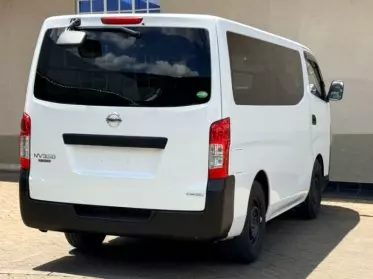 Nissan NV300