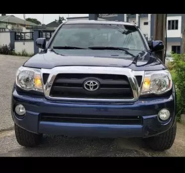 Toyota Tacoma