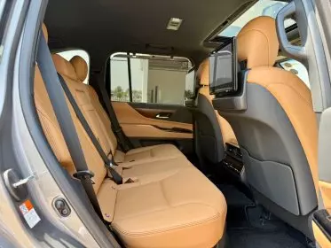 Lexus LX 600