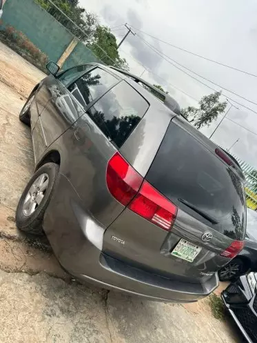 Toyota Sienna