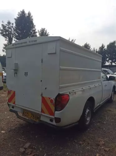 Mitsubishi L200