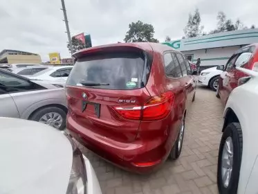 BMW 218