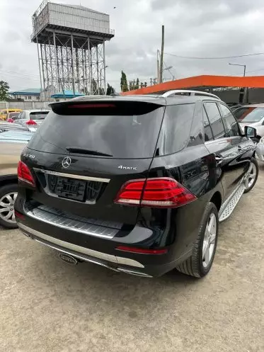 Mercedes-Benz GLE 350