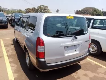 Toyota Succeed