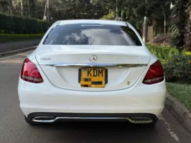 Mercedes-Benz C 200