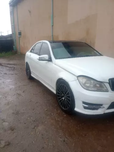 Mercedes-Benz C 350