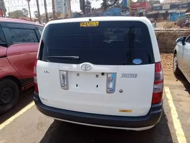 Toyota Succeed