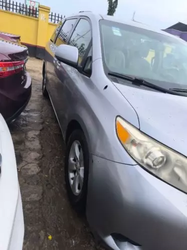 Toyota Sienna