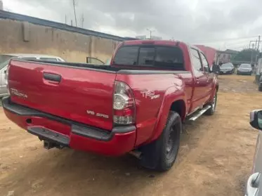 Toyota Tacoma