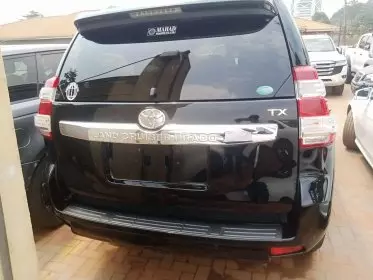 Toyota Landcruiser Prado