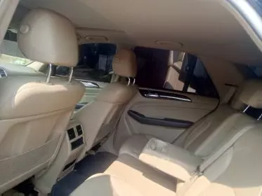 Mercedes-Benz ML 350