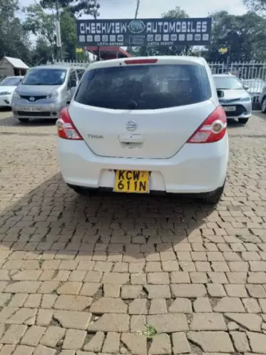 Nissan Tiida
