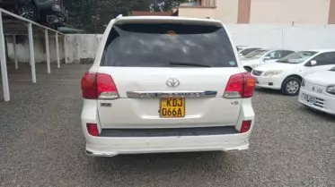 Toyota Landcruiser Vx V8