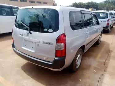 Toyota Succeed 
