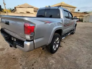 Toyota Tacoma