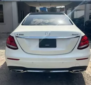 Mercedes-Benz E350