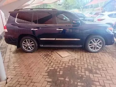 Lexus LX 570
