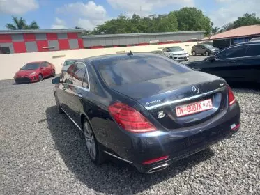 Mercedes-Benz S 550
