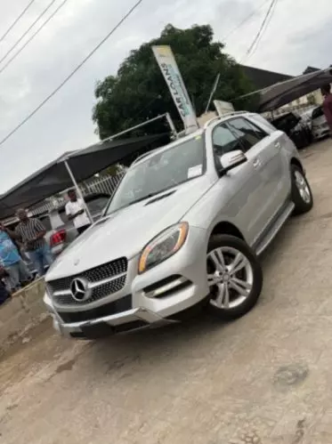 Mercedes-Benz ML 350