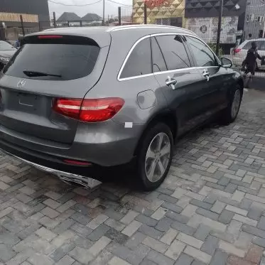 Mercedes-Benz GLC 300