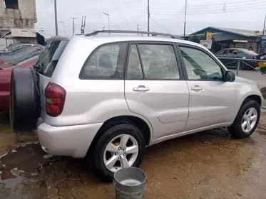 Toyota RAV 4