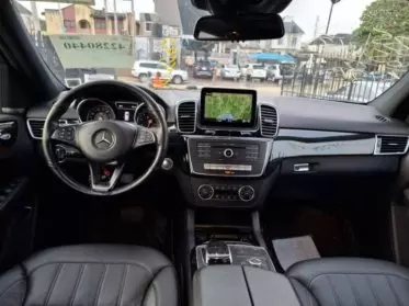Mercedes-Benz GLE 350