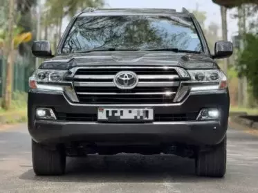 Toyota Landcruiser  V8