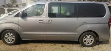 Hyundai H-1 Starex