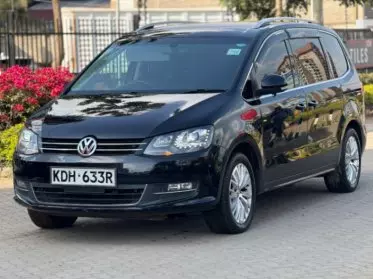 VOLKSWAGEN polo sedadan trend  ba ess