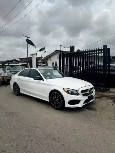Mercedes-Benz C 450 AMG