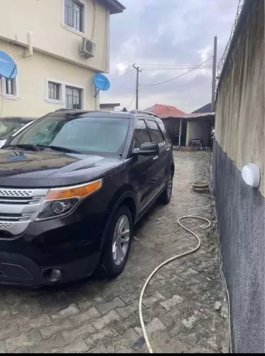 Ford Explorer