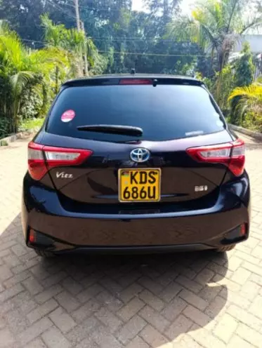 Toyota vitz hybrid