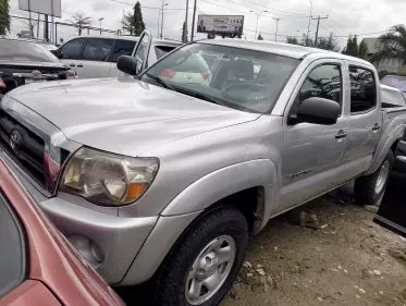 Toyota Tacoma