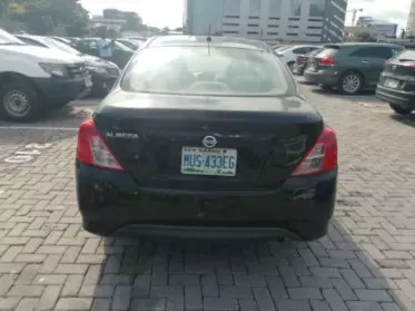 Nissan Almera