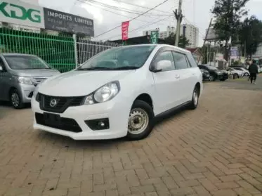 Nissan Advan